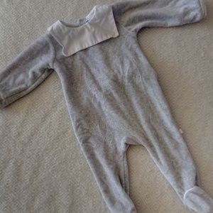 Baby jumpsuit (12 mths)